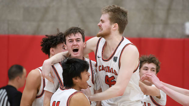 1 Lincoln vs Cleveland boys basketball 6A Oregon second round March 4 2023 Ken Waz 68